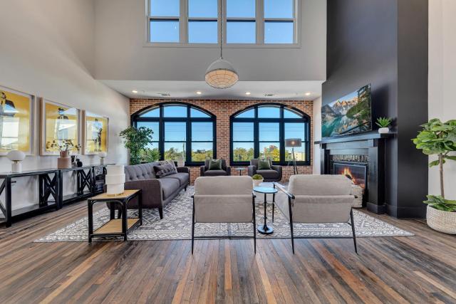 Top Floor Penthouse Lofts