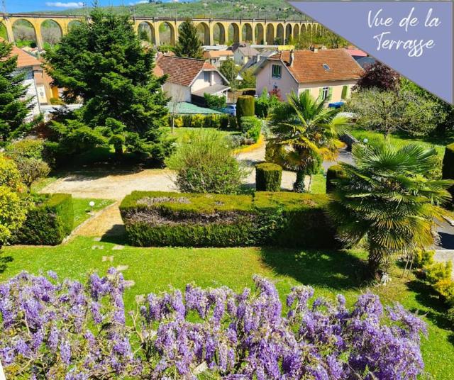 VILLA ANNEE 30 Rénovée ,Terrasse et Jardin