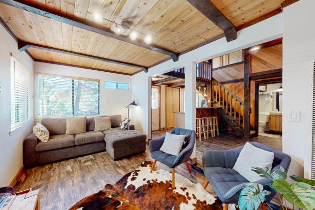 Hilltop Lodge