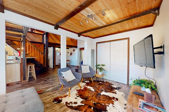 Hilltop Lodge