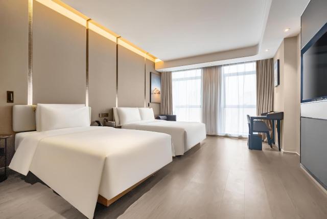 Atour S Hotel Xining Haihu New District SDIC Plaza