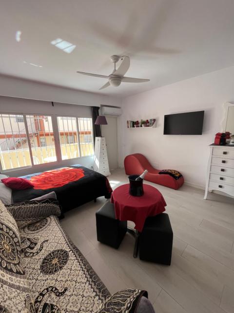 Estudio ROMÁNTICO La Carihuela