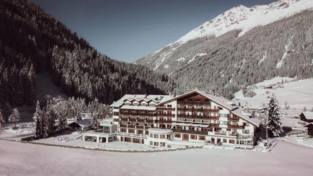 Hotel Weisseespitze