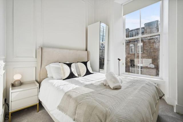 (G2) Central 1 Bed Blythswood Flat