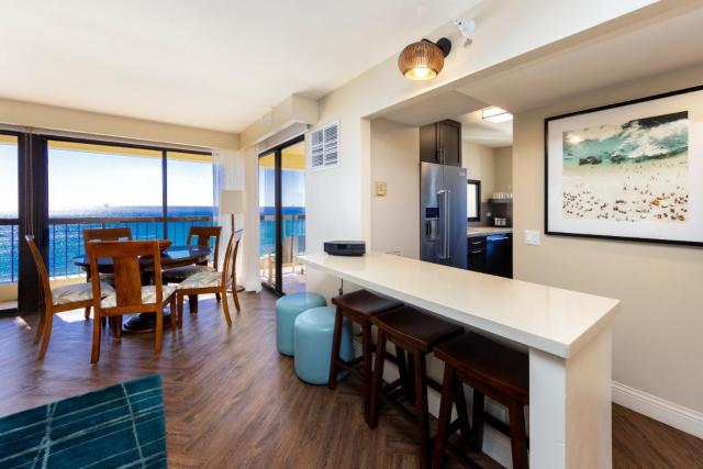 Ocean Front Spectacular Condo
