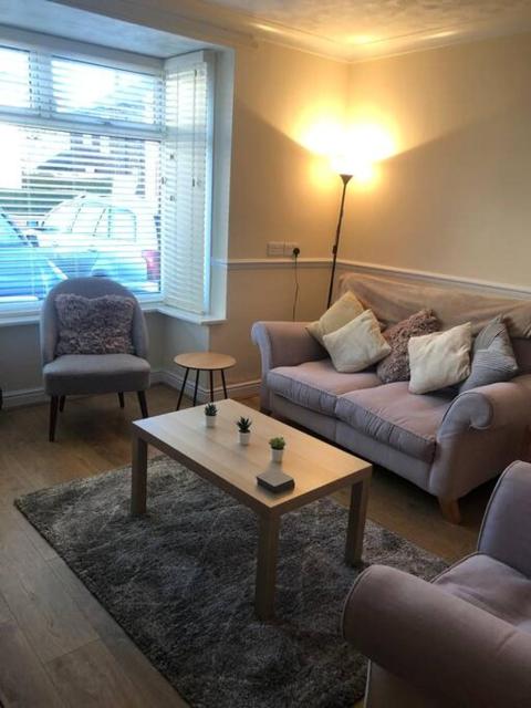 29 Comfort house 2 bedroom townhouse with parking