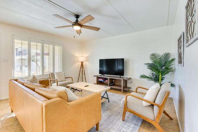 Pool Access! Family Retreat in Old Litchfield Park