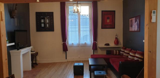 Bourgueil - Grand appartement proche CNPE Chinon