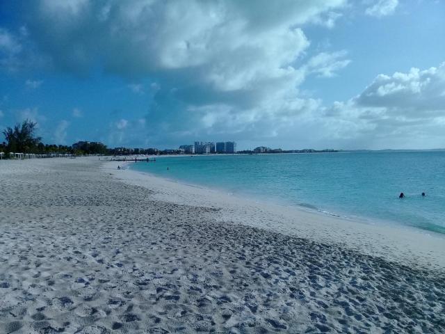 Apartment near Grace Bay Beach