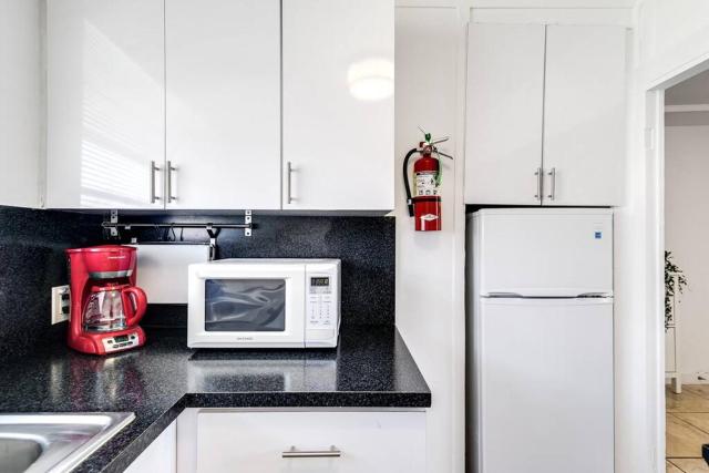 Inviting 1-BR apartment for 4 people V2