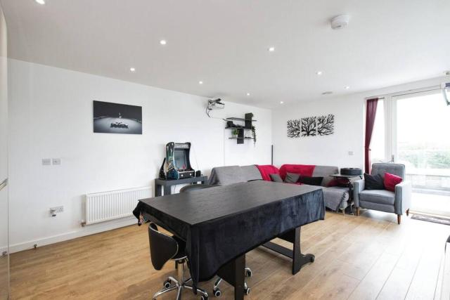 Greenwich O2 Apartment