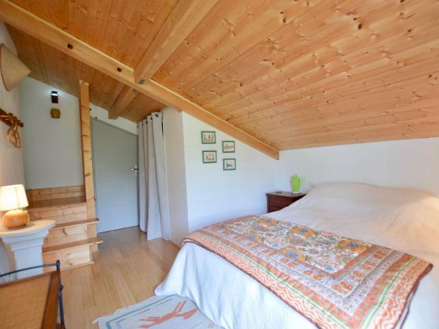 Charmante maison familiale, animaux admis, parking, chauffage au sol, poêle à granulés - FR-1-498-93