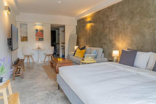 [NEW] Cozy Modern Studio with Pool & Gym
