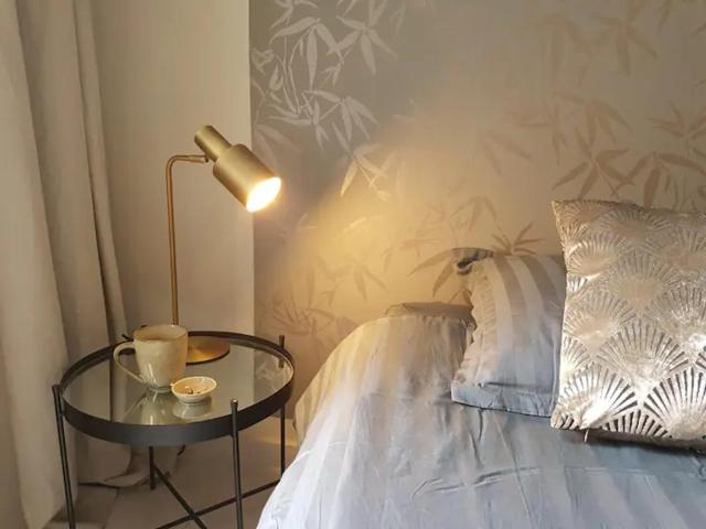 The Superstay Boutique guestroom