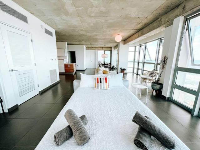 Luxurious SubPh Apt Atlantis W/ Ocean View & PRK