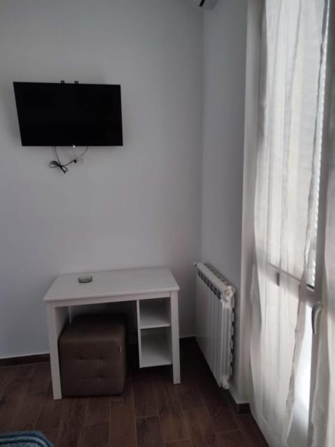 ALO ALO ALBERGO