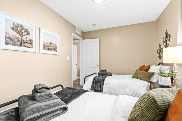 Cozy 3BR Home Friendly City of Hazel Park