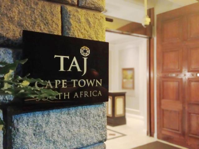 Taj Cape Town - fabulous 2 bedroom near top floor with stunning Table Mtn views