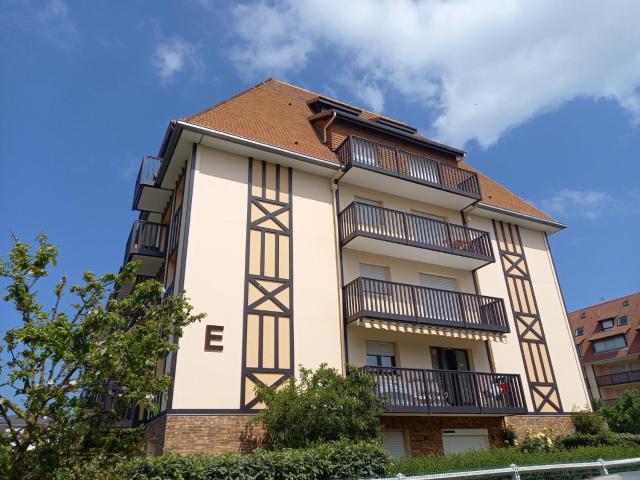 Appartement 50 m de la mer proche Deauville