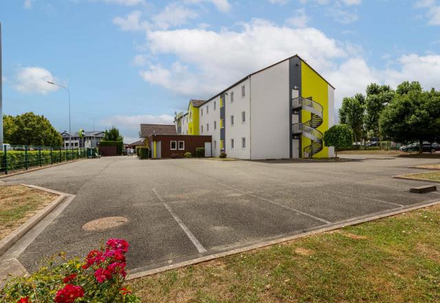 B&B HOTEL CHARTRES Le Coudray