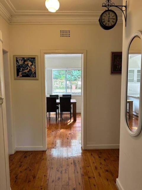 3 BDR house close to train station, airport & City