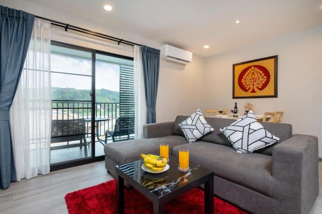 The Title Residencies Naiyang Pool View