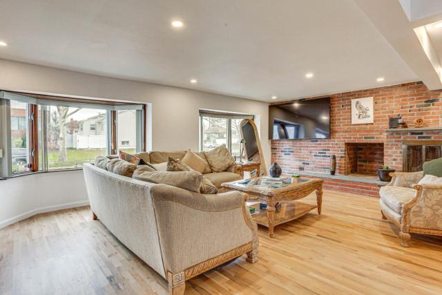 Cozy Valley Stream Studio, 20 Mi to Times Square!