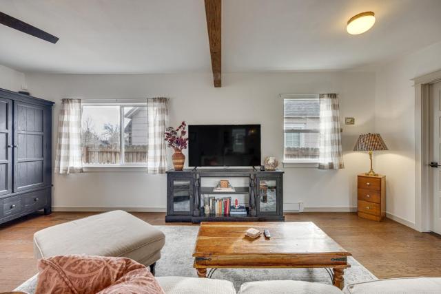 Colorado Springs Home: Balcony w/ Mountain Views!