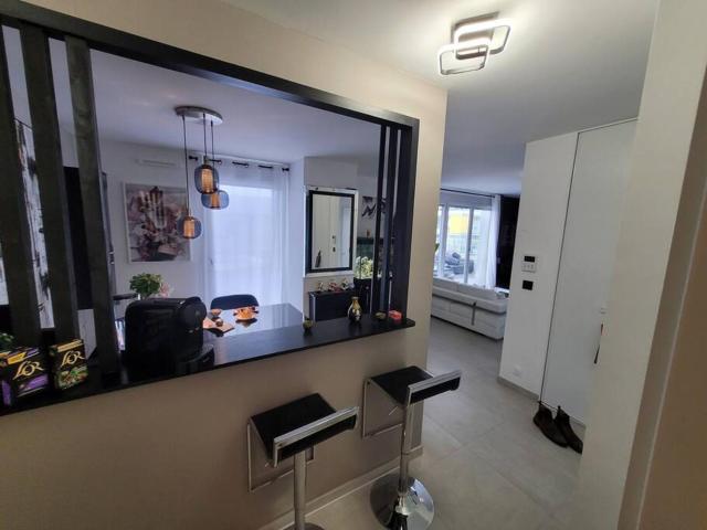 Appartement neuf moderne + parking, Genève