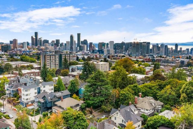 Cozy Oasis in the heart of Capitol Hill