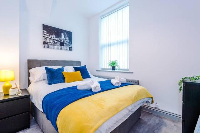 5 Sleeper LFC Themed Apartment