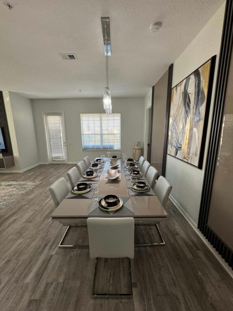The Epic Milan Penthouse Orlando