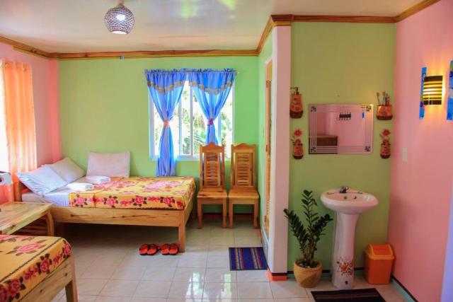 BANAUE EVERGREEN HOSTEL AND RESTAURANT