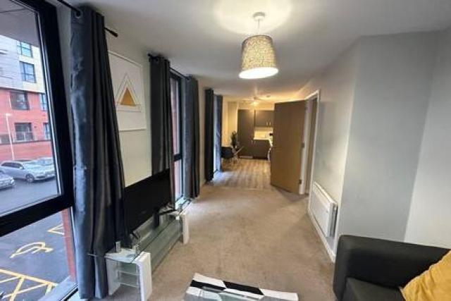 Airy 1 Bed Central Manchester Apartment Sleeps 2