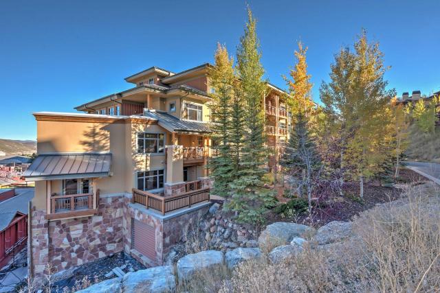 Ski-In/Ski-Out Park City Studio w/ Pool Access!