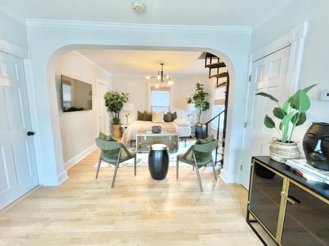 5STAR Close2BOSTON Private Stylish HOME +W/D+Wi-Fi