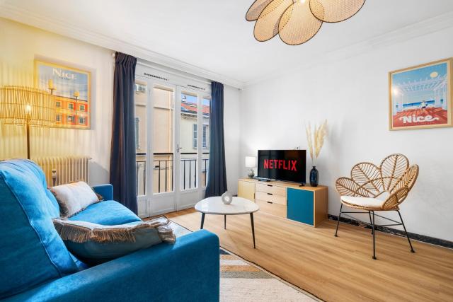 NICE RENTING - PHILIBERT - Elegant Spacious Quiet Near the Port Free Parking
