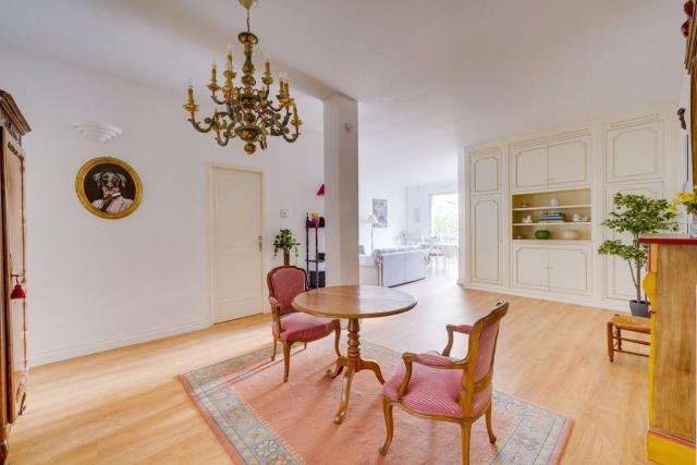 Lovely apartment with exceptional terrace