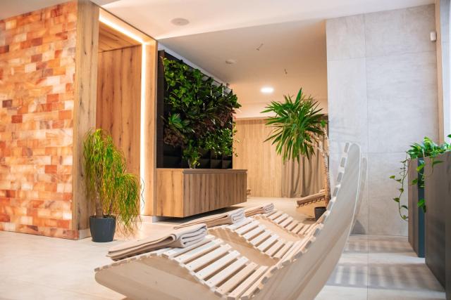 RM Hotel Wellness & Congress