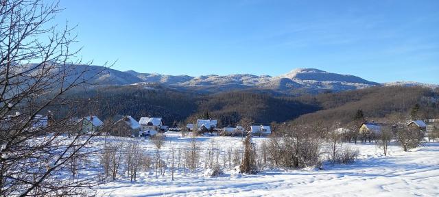 Apartment ROKO with sauna & view