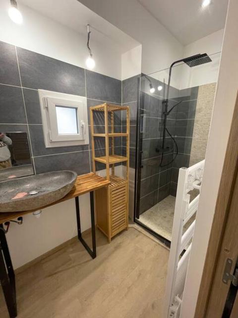Maison de vacances dans le Diois au pied du Vercors avec 2 chambres pour 6 personnes climatisée