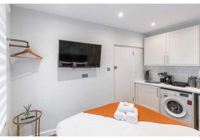 Adventure Awaits: Central London Studio