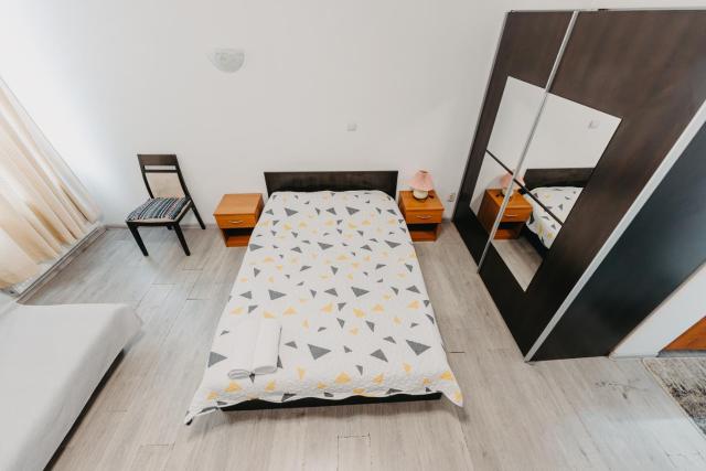 Studio Piata Amzei NR.1 (17 A)