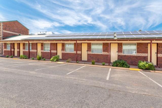 Quality Inn Railway Motel