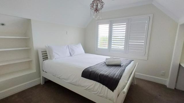 Sky Stars Elegant Home with Seaview