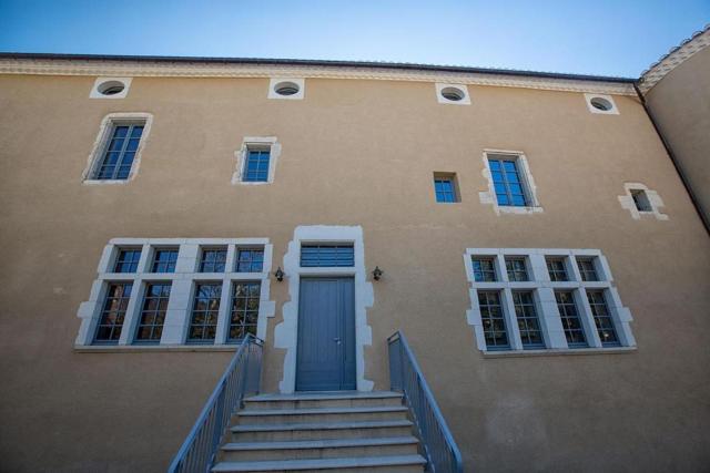 Appartement 2ème étage 4 personnes dans Château avec piscine collective