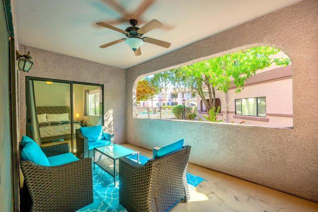 Villa Cortina condo