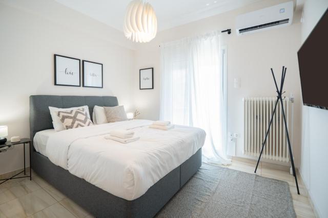 Modern Apartment in Athens with Acropolis & Mt Lycabettus view