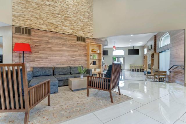 Country Inn & Suites by Radisson, Vallejo Napa Valley, CA