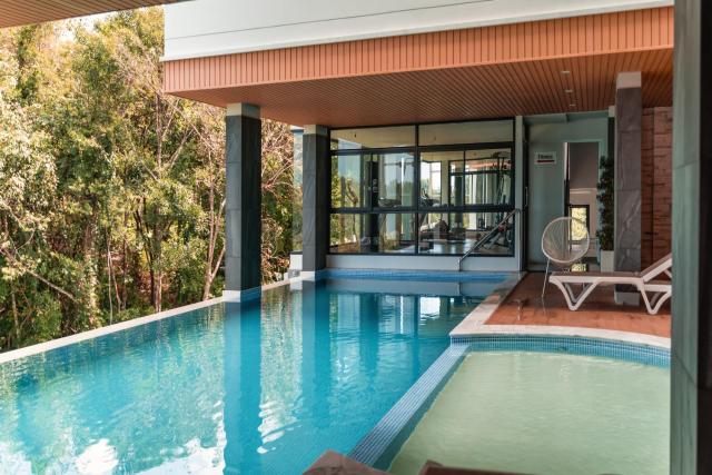 Great Hill Tropic View Pool Gym Naiyang